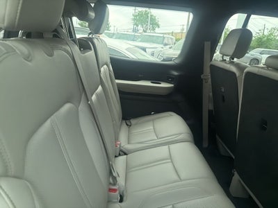 2025 Jeep Wagoneer Base