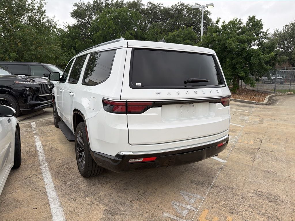 2025 Jeep Wagoneer Base