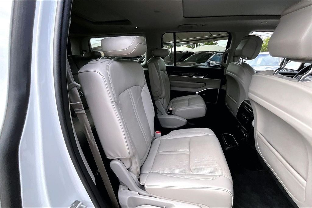 2022 Jeep Wagoneer Series III