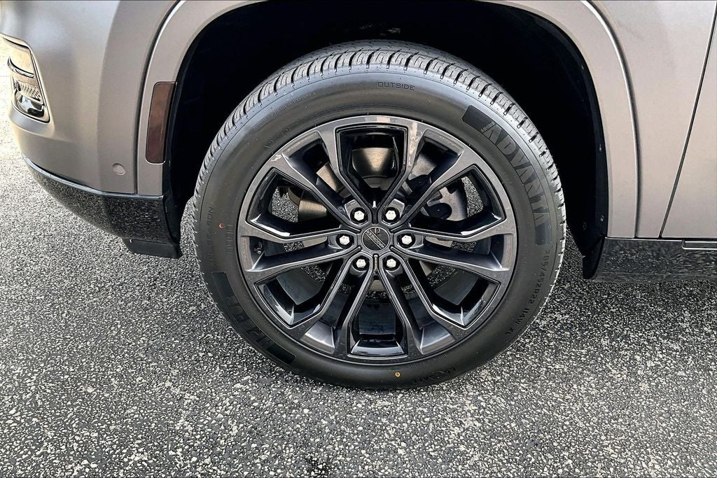 2024 Jeep Grand Wagoneer Series II