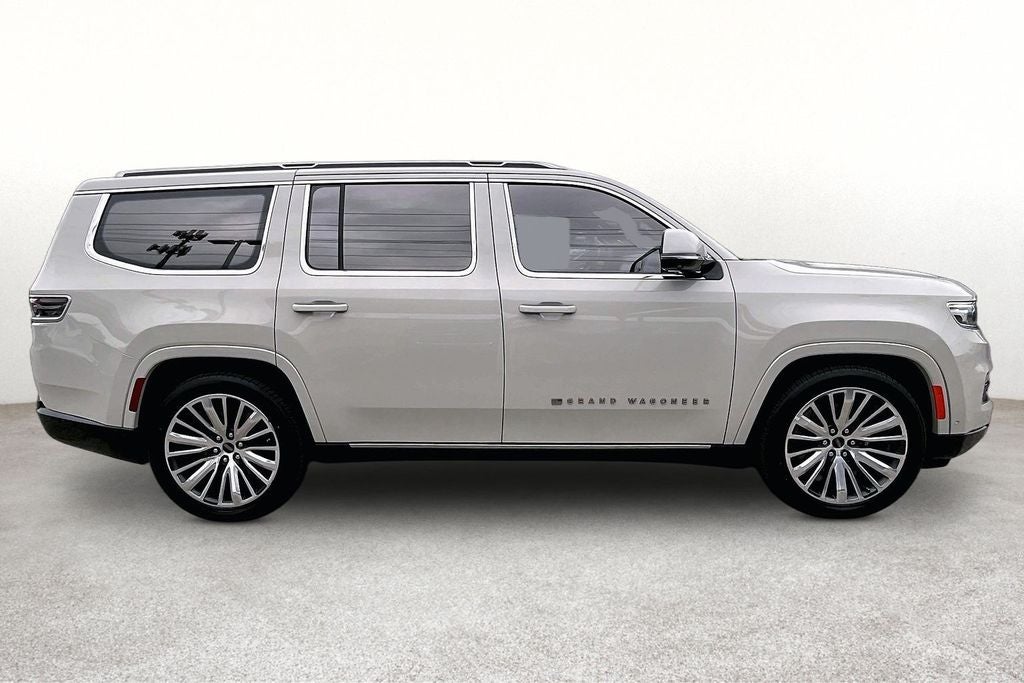 2022 Jeep Grand Wagoneer Series III