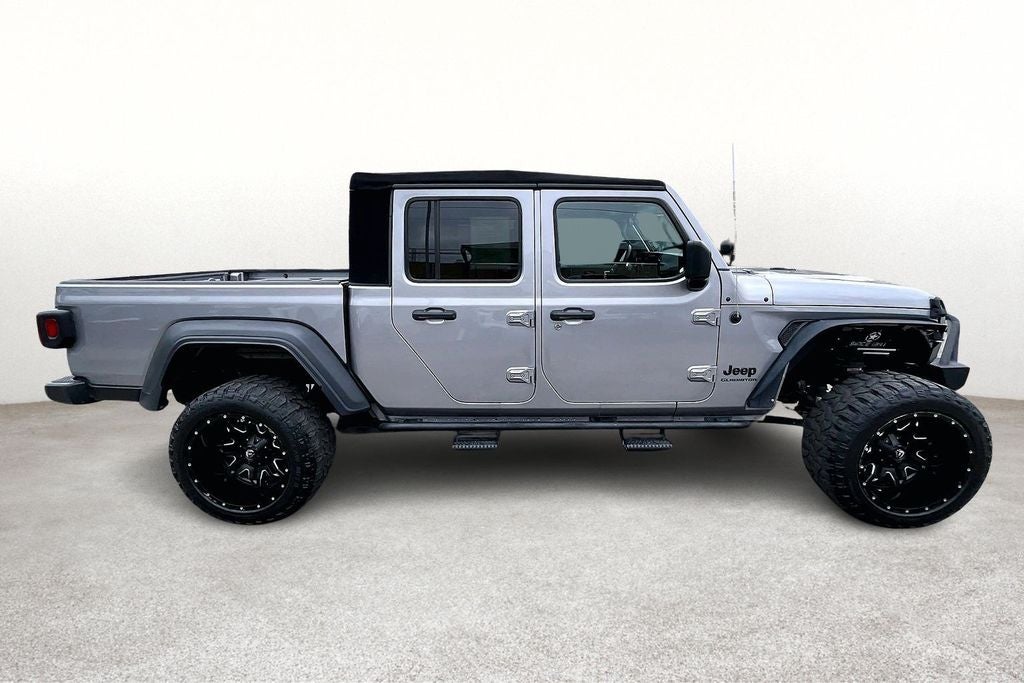 2020 Jeep Gladiator Sport