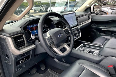 2023 Ford Expedition XLT
