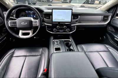 2023 Ford Expedition XLT