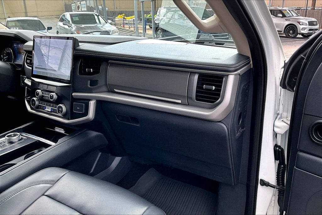 2023 Ford Expedition XLT