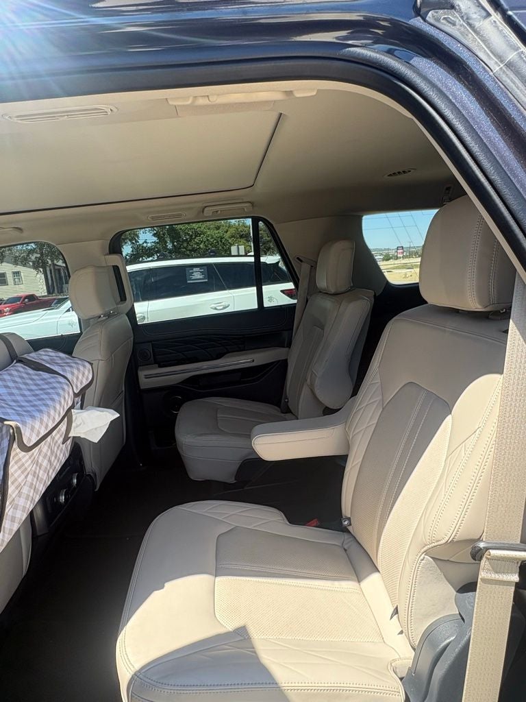 2024 Ford Expedition Platinum