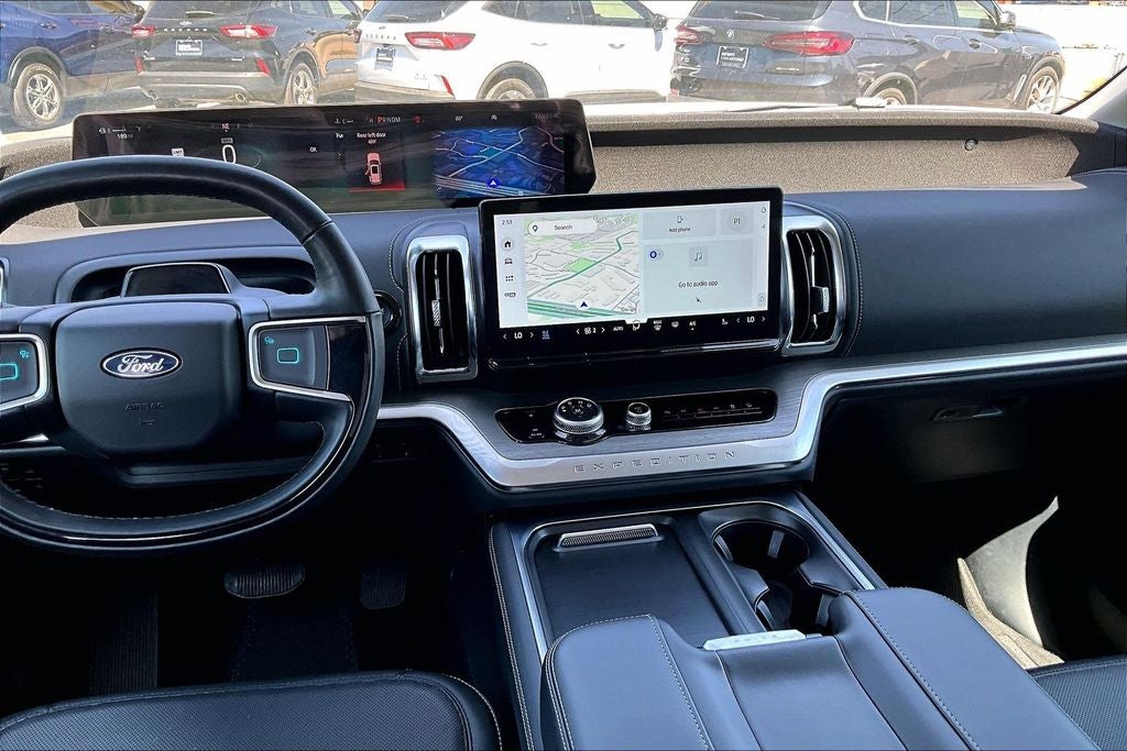 2025 Ford Expedition Platinum