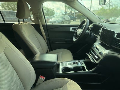 2020 Ford Explorer Base