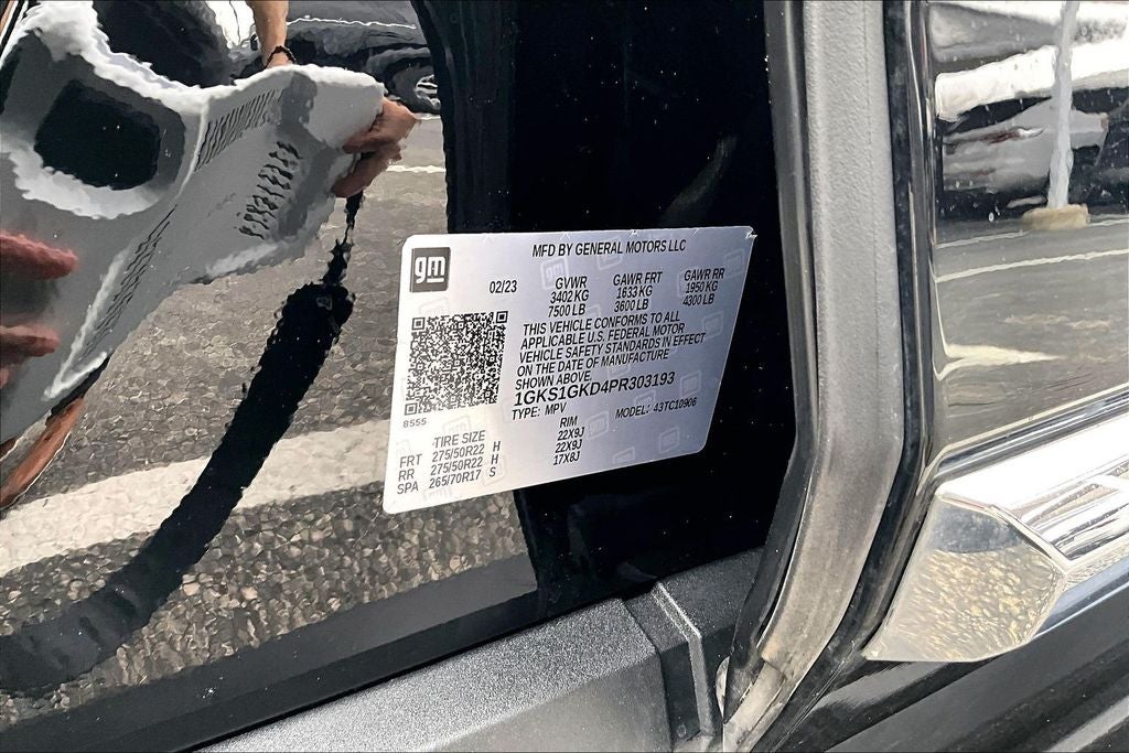 2023 GMC Yukon XL SLT