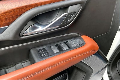 2023 GMC Yukon Denali Ultimate