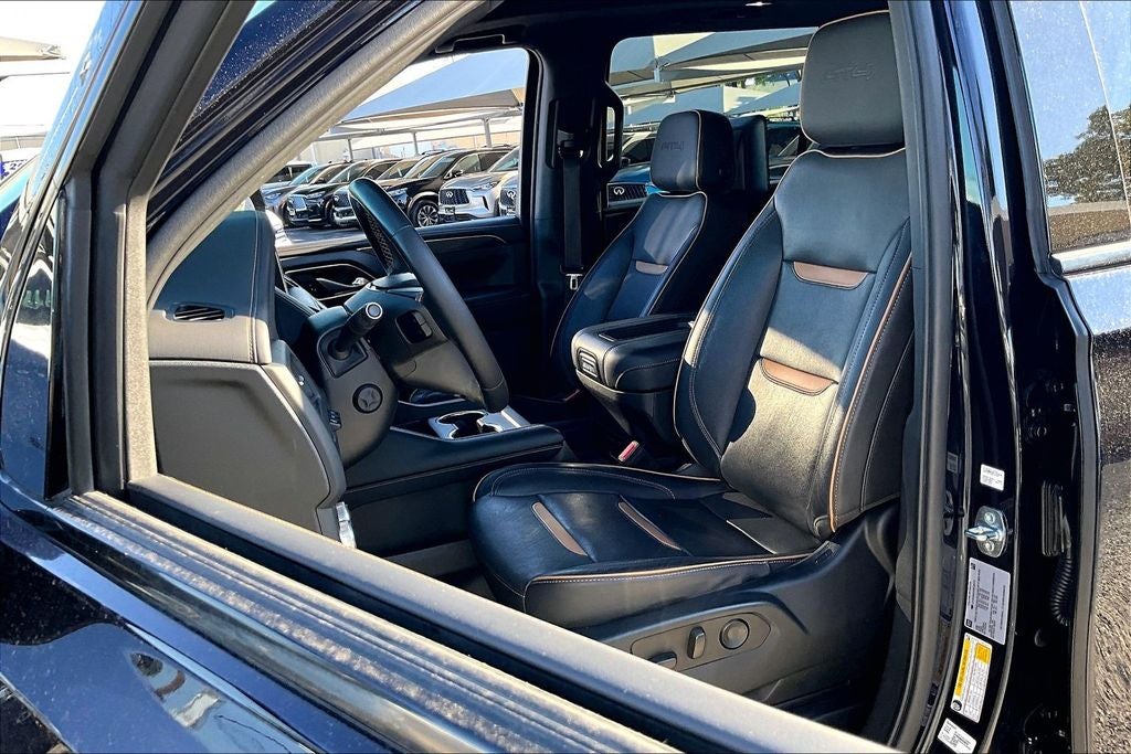 2023 GMC Yukon XL AT4