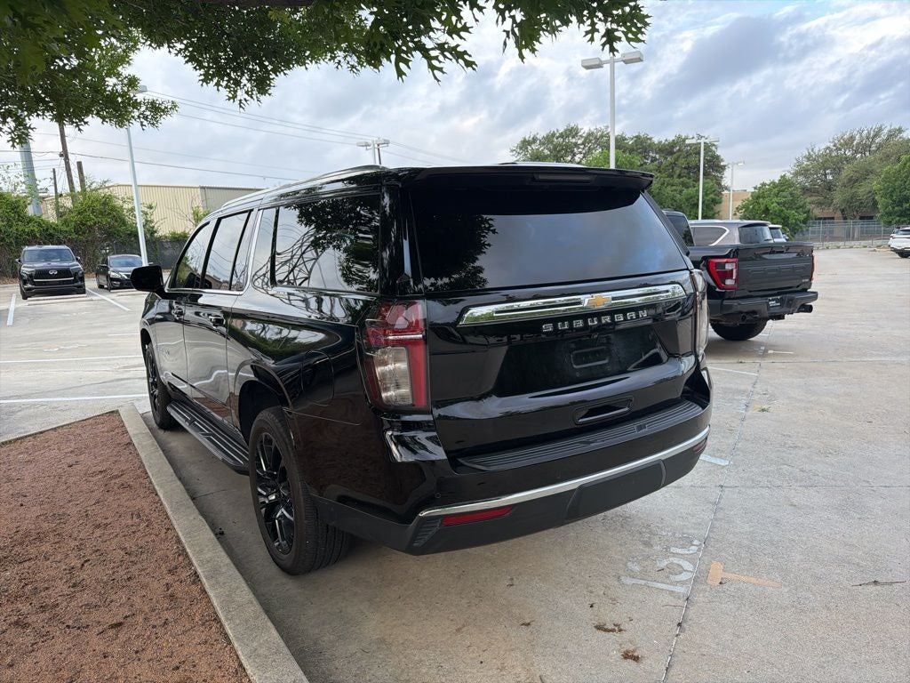 2023 Chevrolet Suburban LS