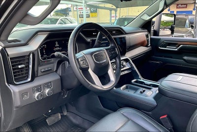 2024 GMC Sierra 2500HD Denali