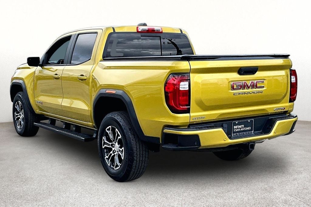 2023 GMC Canyon AT4