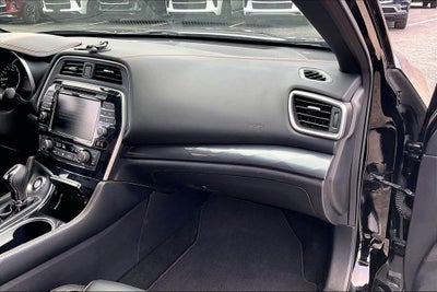 2023 Nissan Maxima SR