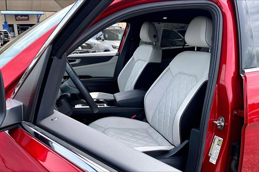 2024 Volkswagen Atlas Cross Sport 2.0T SEL Premium R-Line