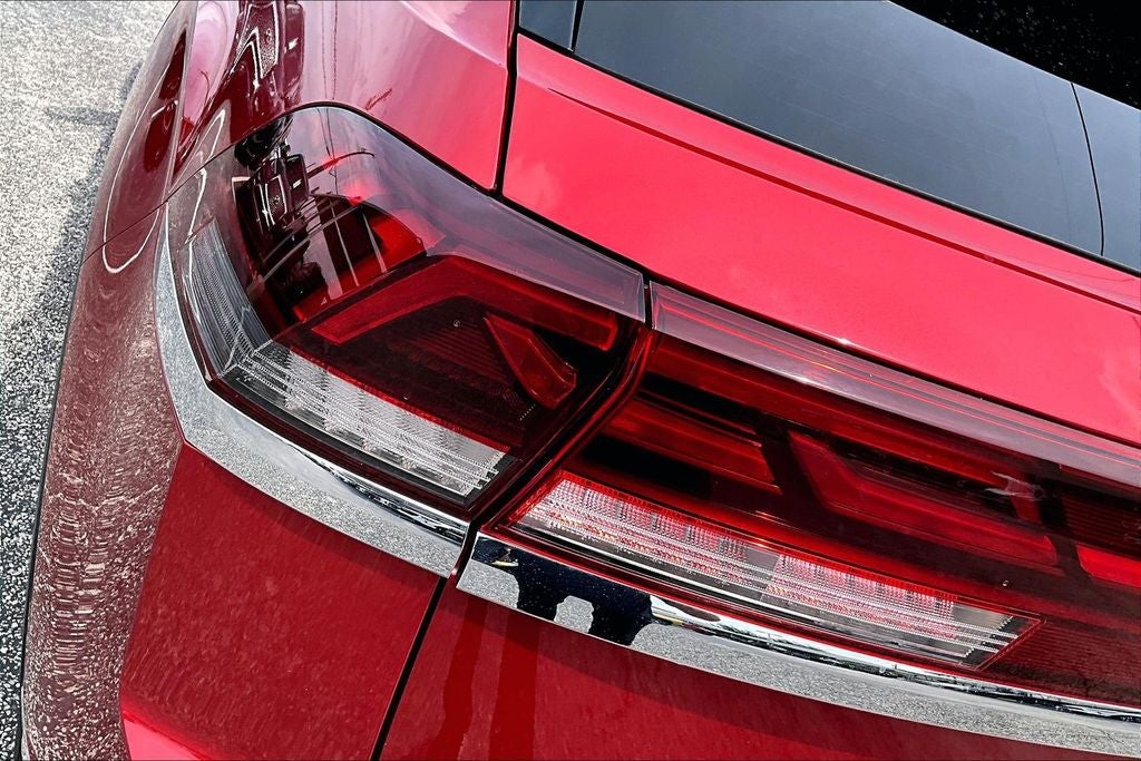 2024 Volkswagen Atlas Cross Sport 2.0T SEL Premium R-Line
