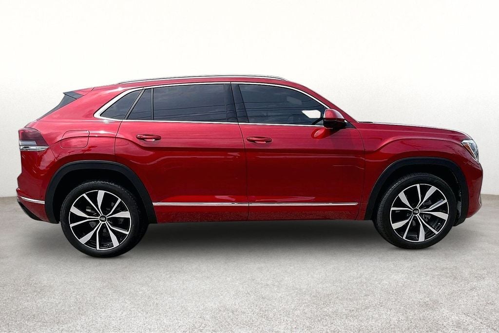 2024 Volkswagen Atlas Cross Sport 2.0T SEL Premium R-Line