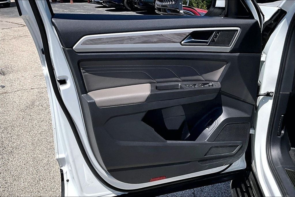 2023 Volkswagen Atlas Cross Sport 3.6L V6 SE w/Technology