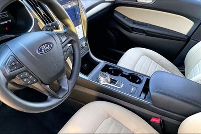 2021 Ford Edge SE