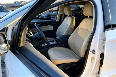 2021 Ford Edge SE