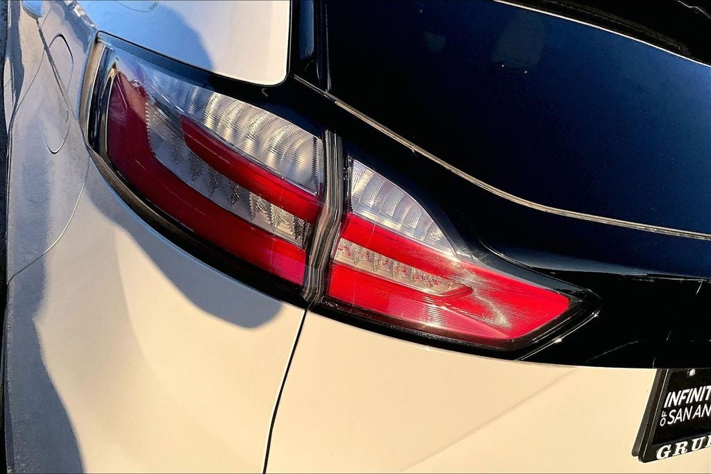 2021 Ford Edge SE