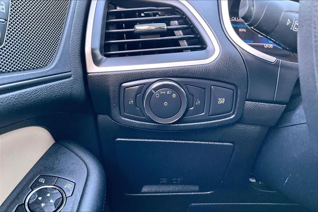 2021 Ford Edge SE