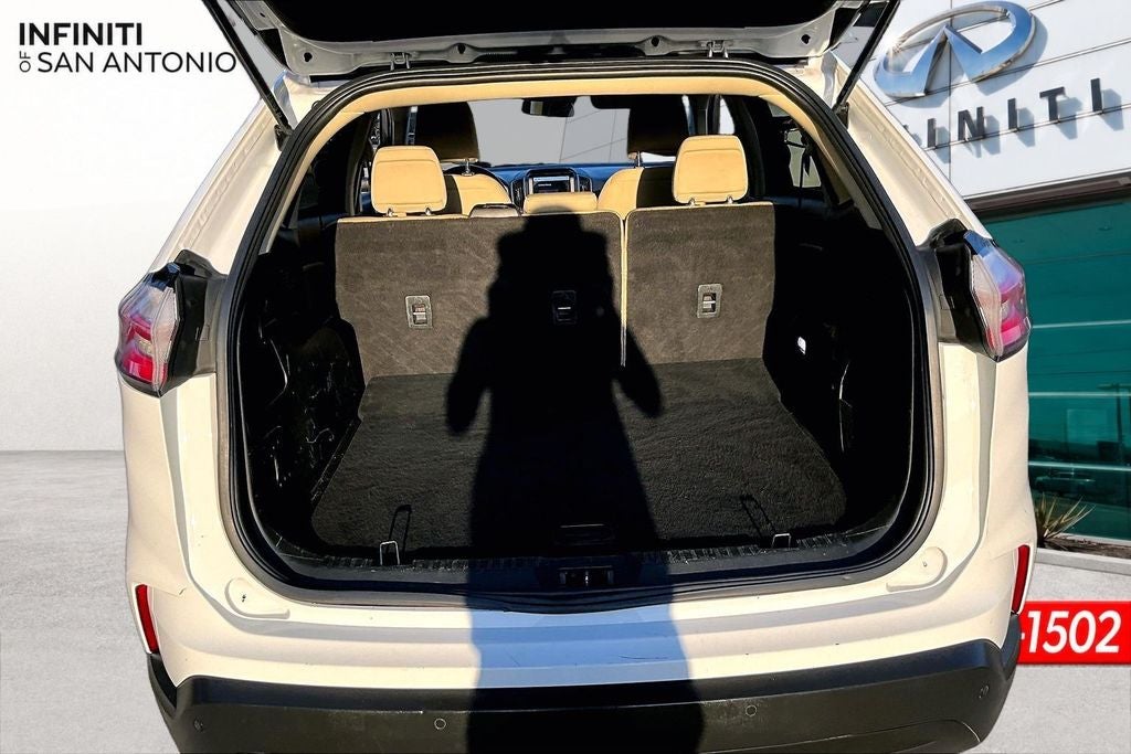 2021 Ford Edge SE