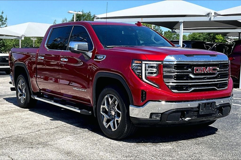 2025 GMC Sierra 2WD Crew Cab Short Box SLT's photo