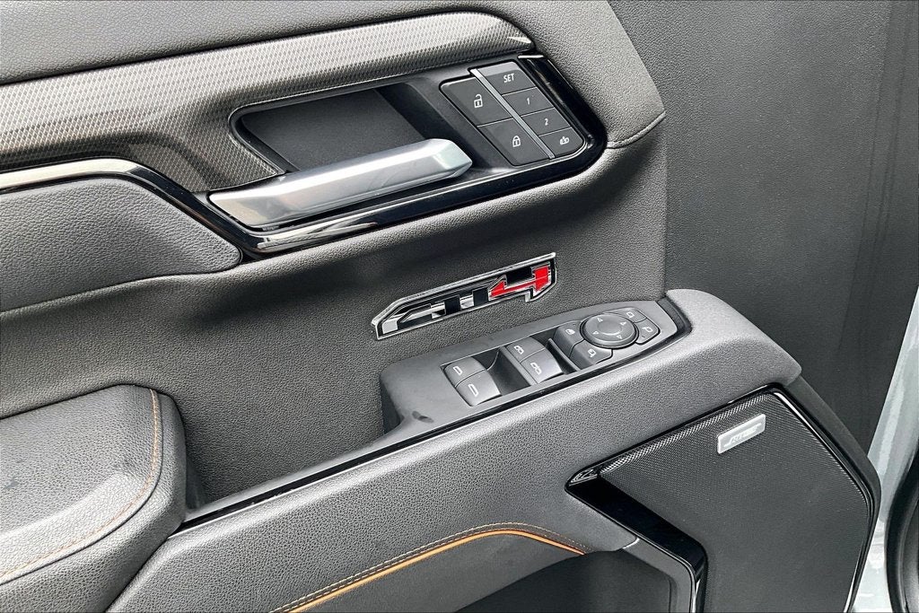 2025 GMC Sierra 1500 AT4