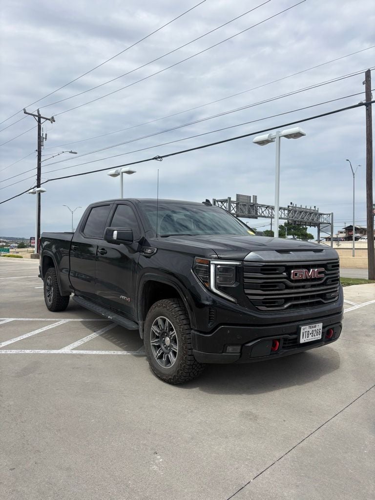2024 GMC Sierra 1500 AT4