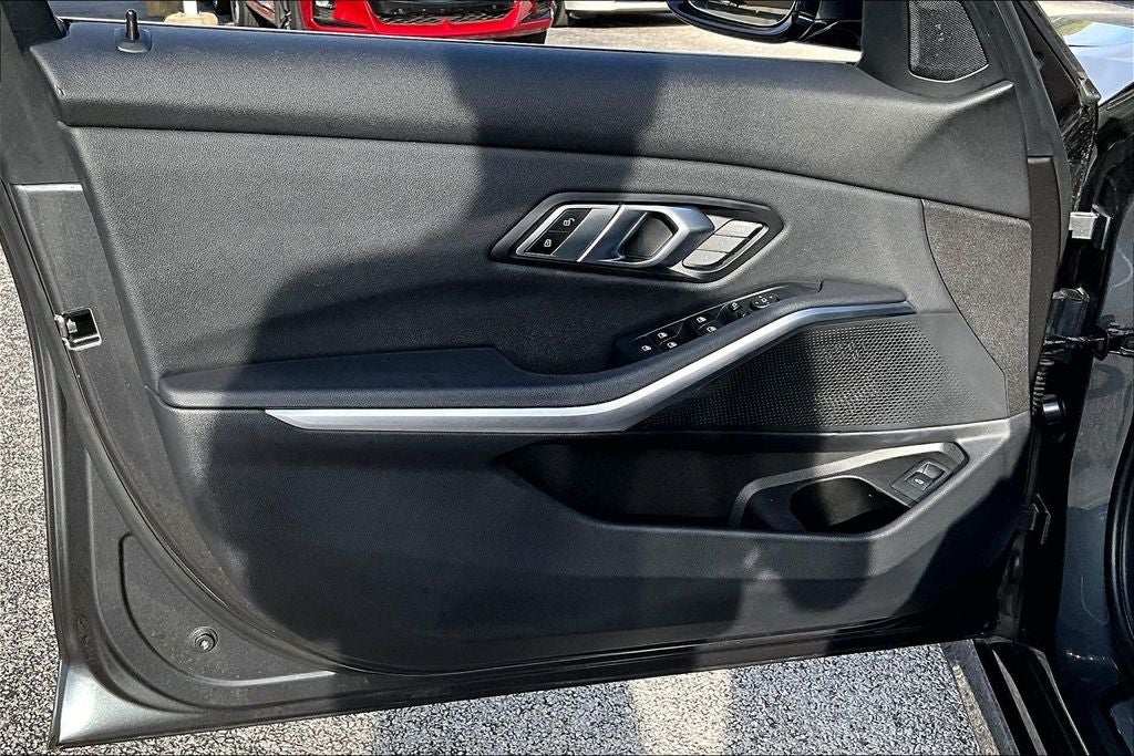 2021 BMW 3 Series 330i