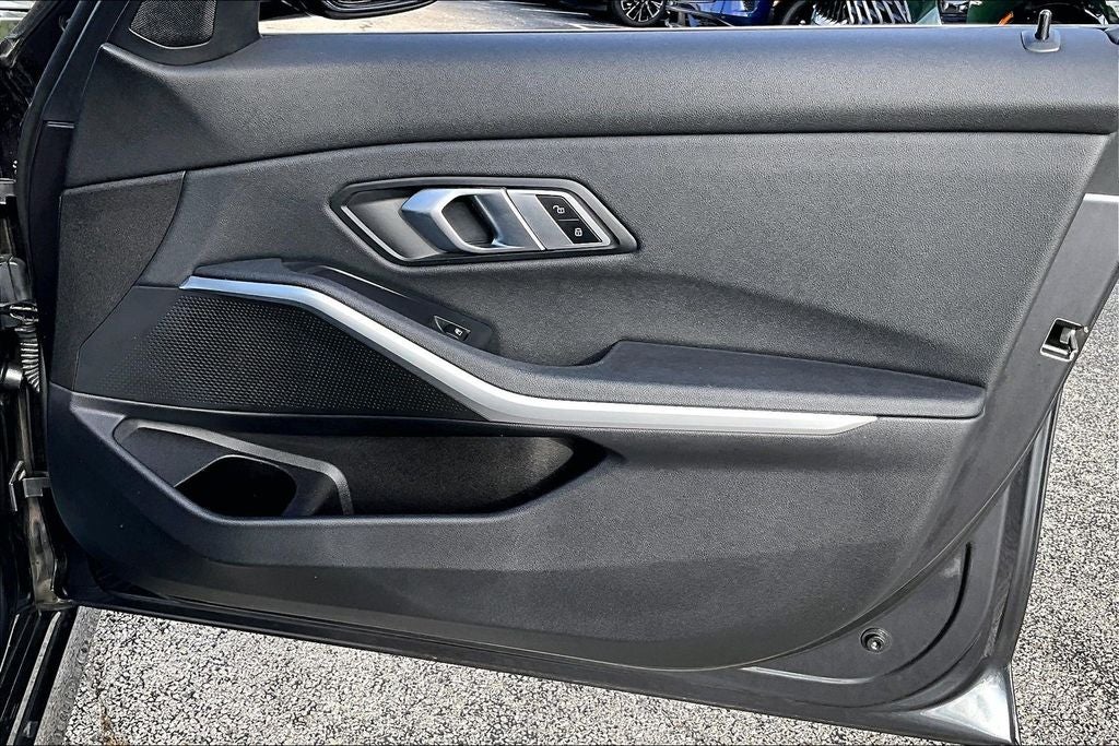 2021 BMW 3 Series 330i