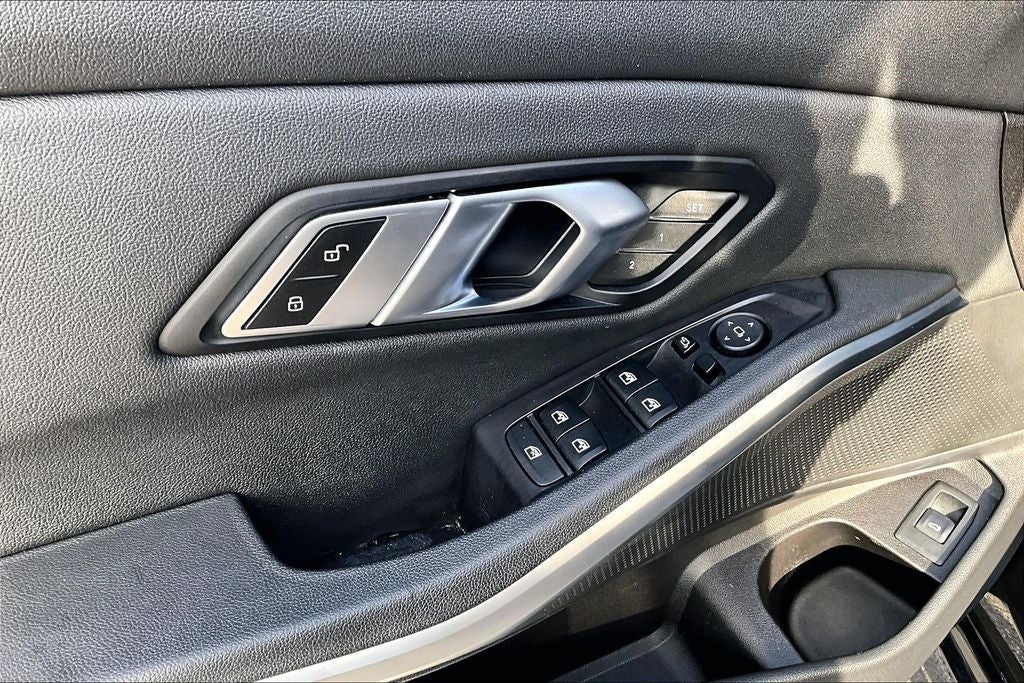 2021 BMW 3 Series 330i