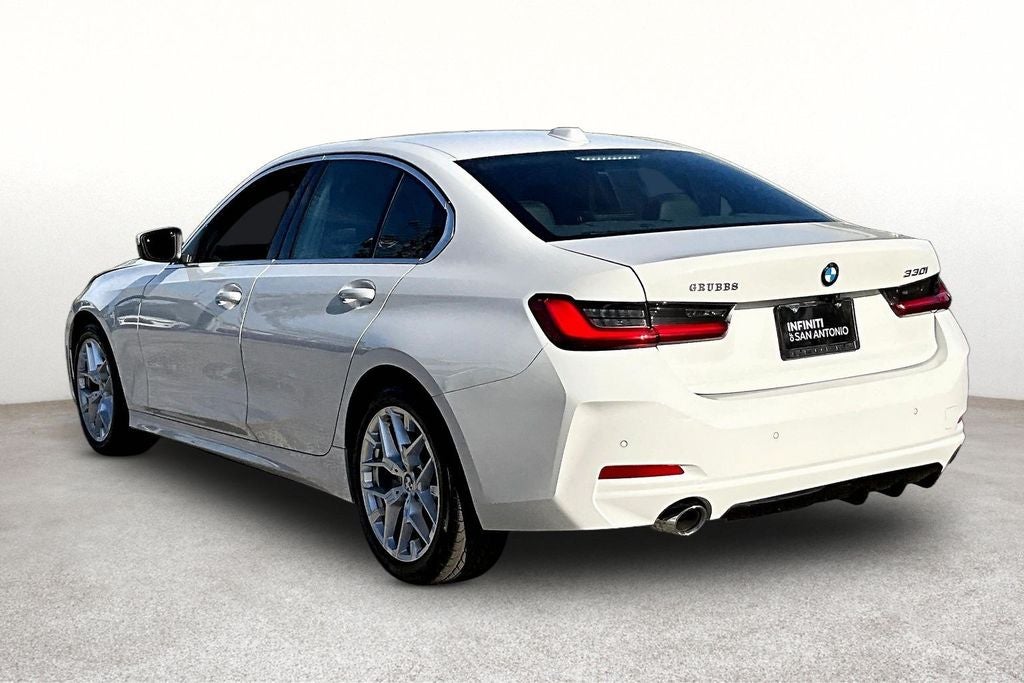 2025 BMW 3 Series 330i