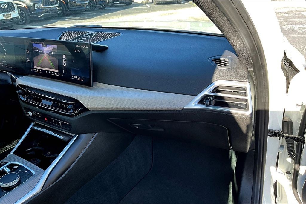 2025 BMW 3 Series 330i