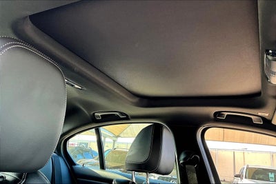 2025 BMW 3 Series 330i