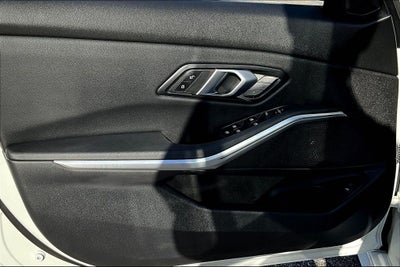 2025 BMW 3 Series 330i