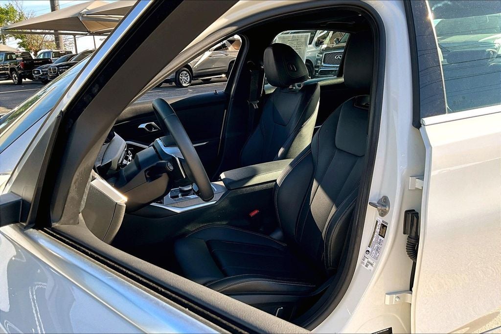 2025 BMW 3 Series 330i