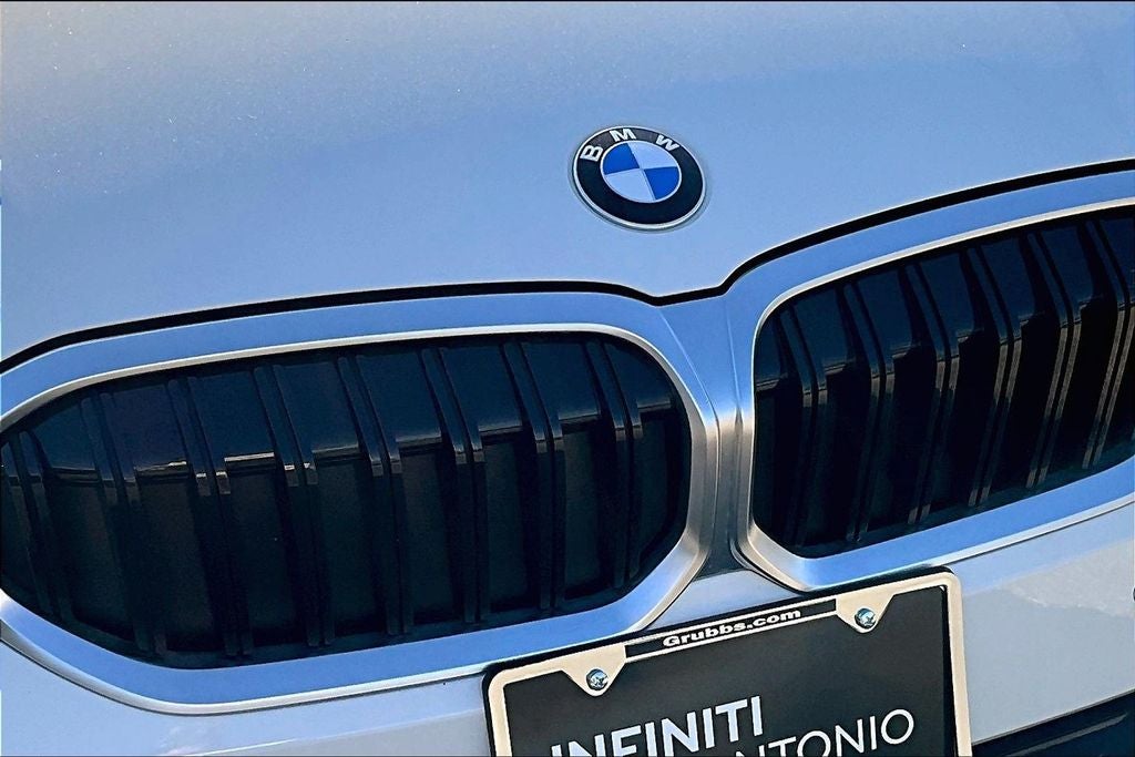 2025 BMW 3 Series 330i