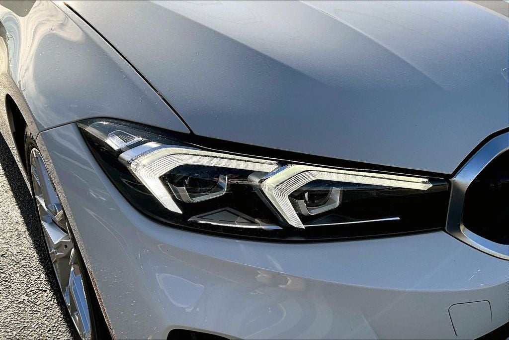 2025 BMW 3 Series 330i