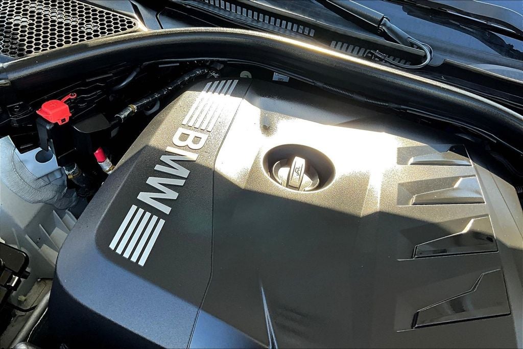 2025 BMW 3 Series 330i