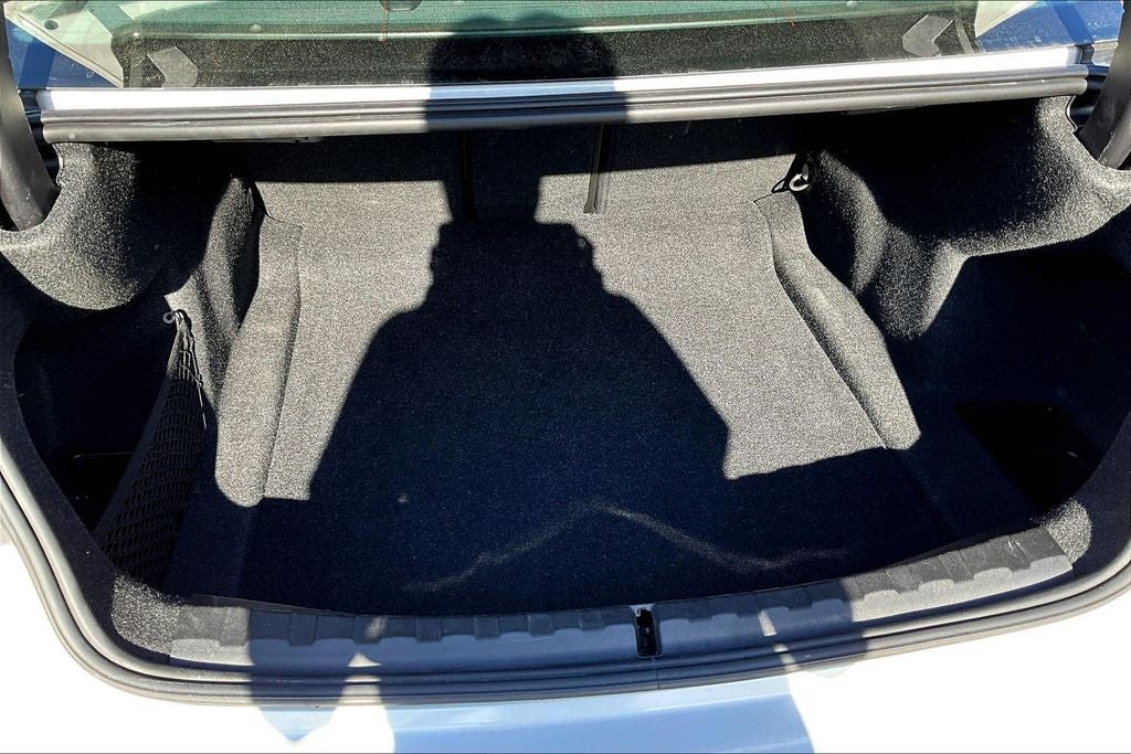 2025 BMW 3 Series 330i