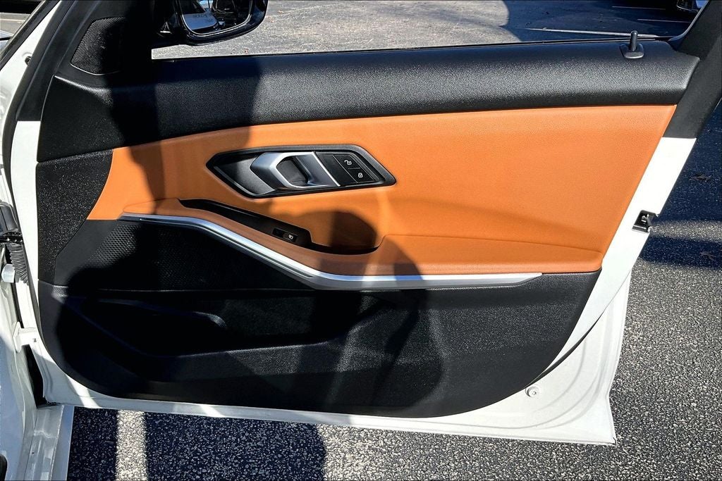 2025 BMW 3 Series 330i xDrive