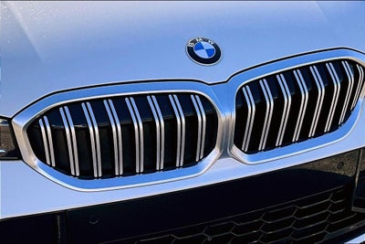 2025 BMW 3 Series 330i xDrive