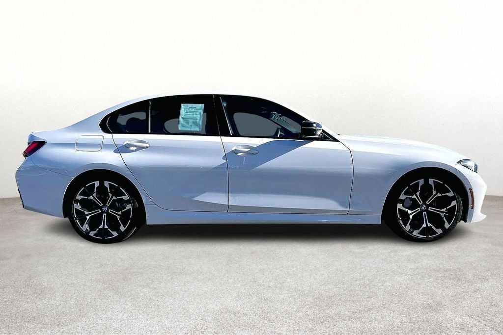 2025 BMW 3 Series 330i xDrive