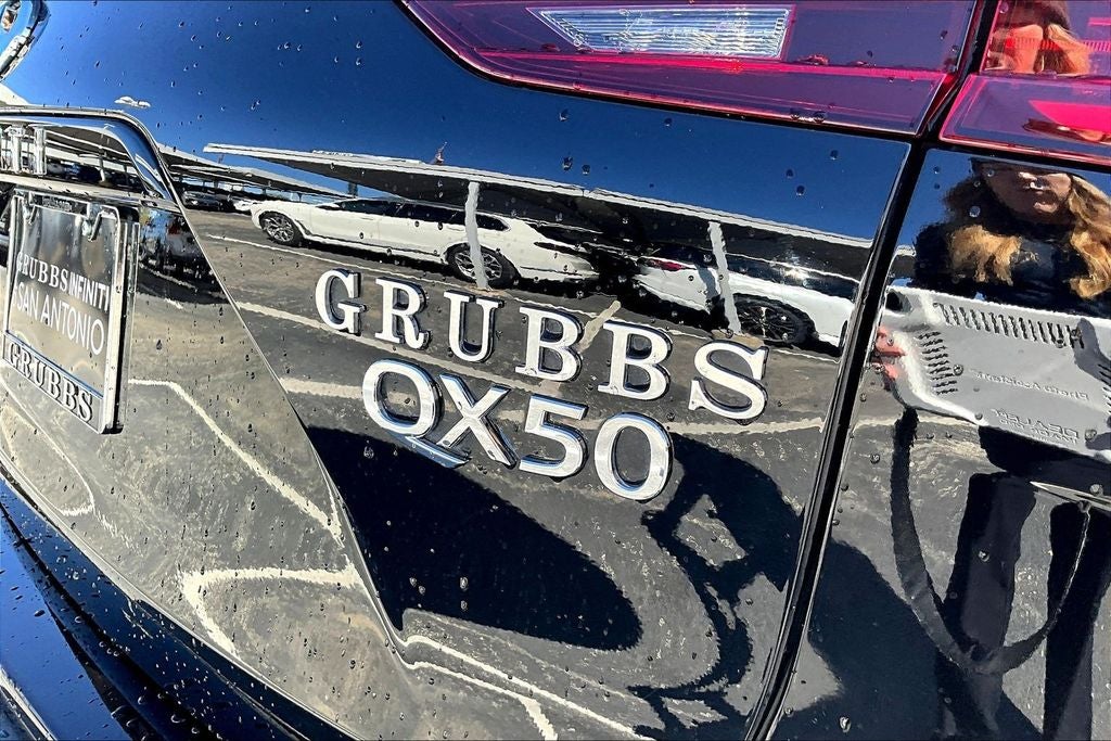 2024 INFINITI QX50 PURE