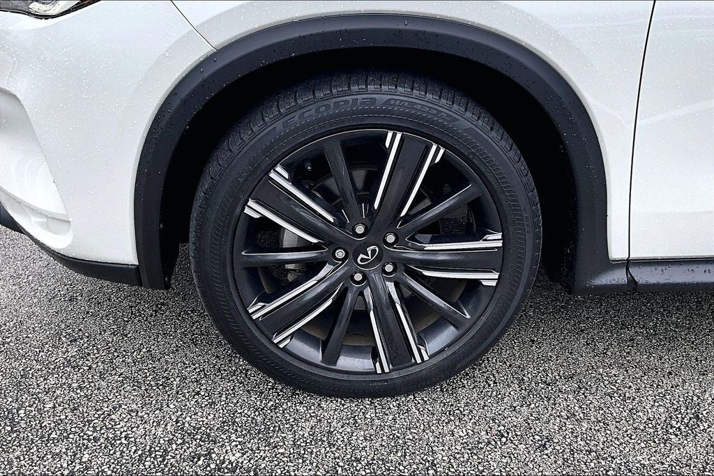 2022 INFINITI QX50 LUXE