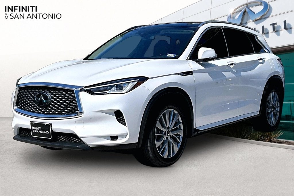 2023 INFINITI QX50 LUXE