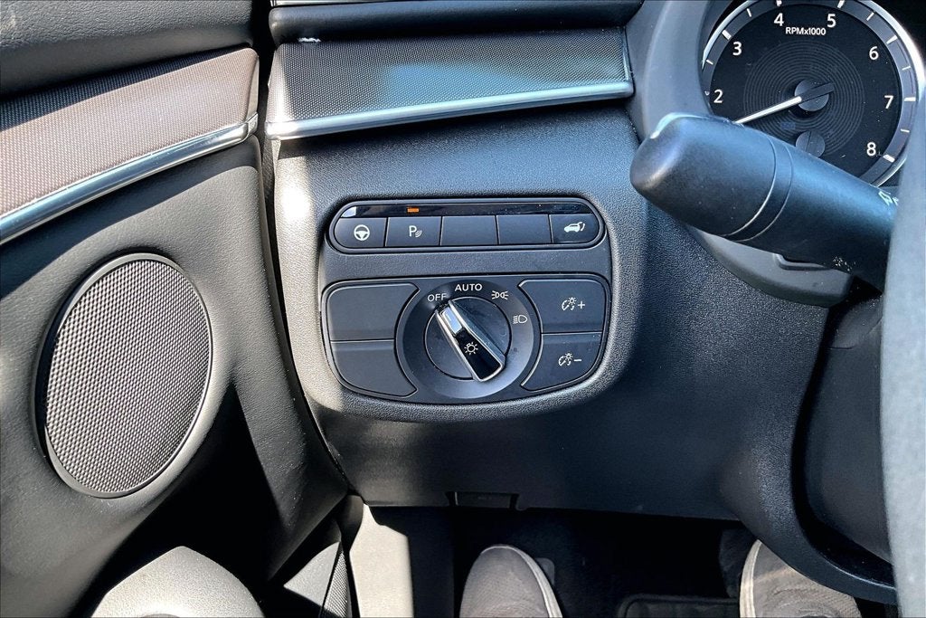 2023 INFINITI QX50 LUXE